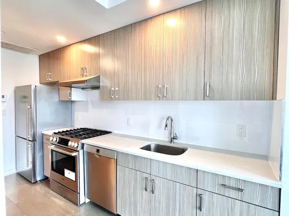 88-08 Justice Avenue image 6 of 24