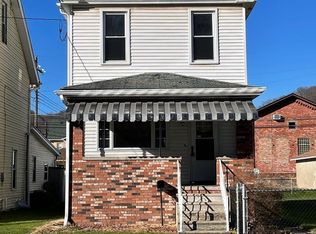 415 4th Ave, Ford City, PA 16226
