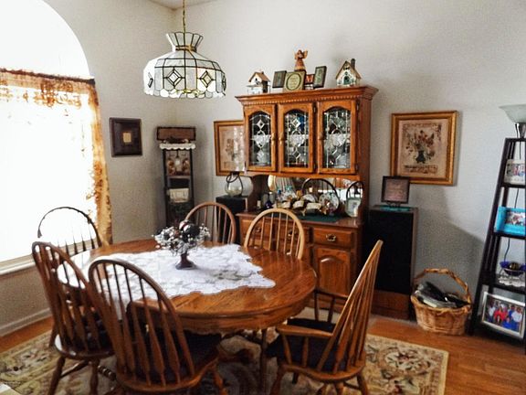 4th image of 1036 Blackberry Ln