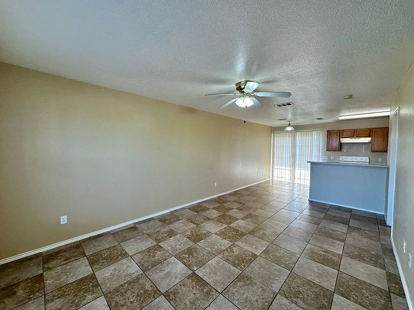 5910 Greengate — Photo 3