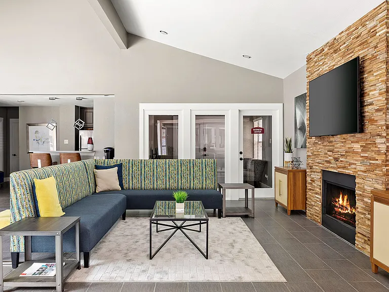 C235270_Clubhouse_Lounge_13723
