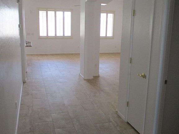 5th image of 3414 W Naomi Ln