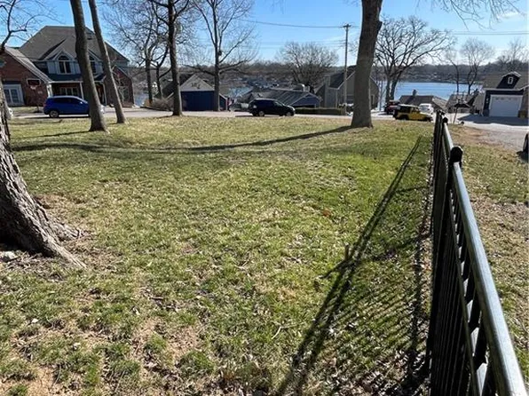 165/166 Anchor Dr, Blue Springs, MO 64015