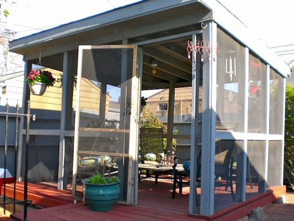 screened porch