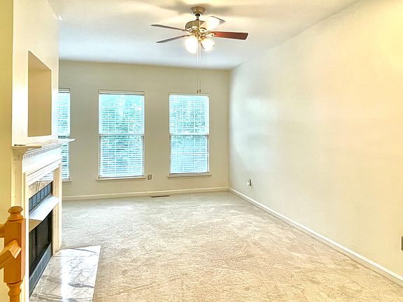 4th image of 12518 Heykens Ln