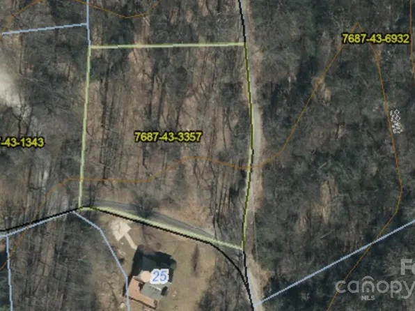 12 Little Creek Ln, Maggie Valley, NC 28751