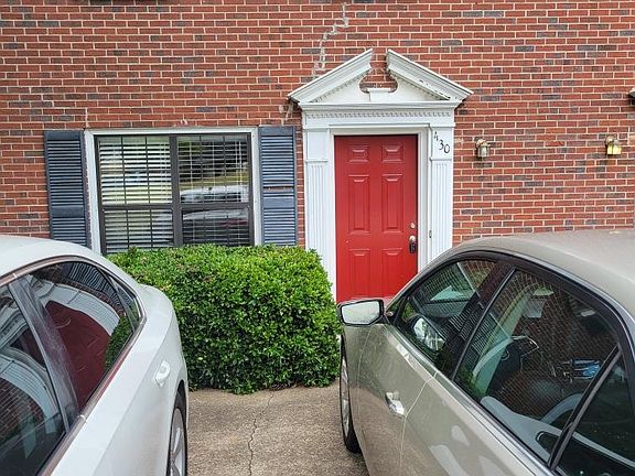 2nd image of 430 Charter Ct #430