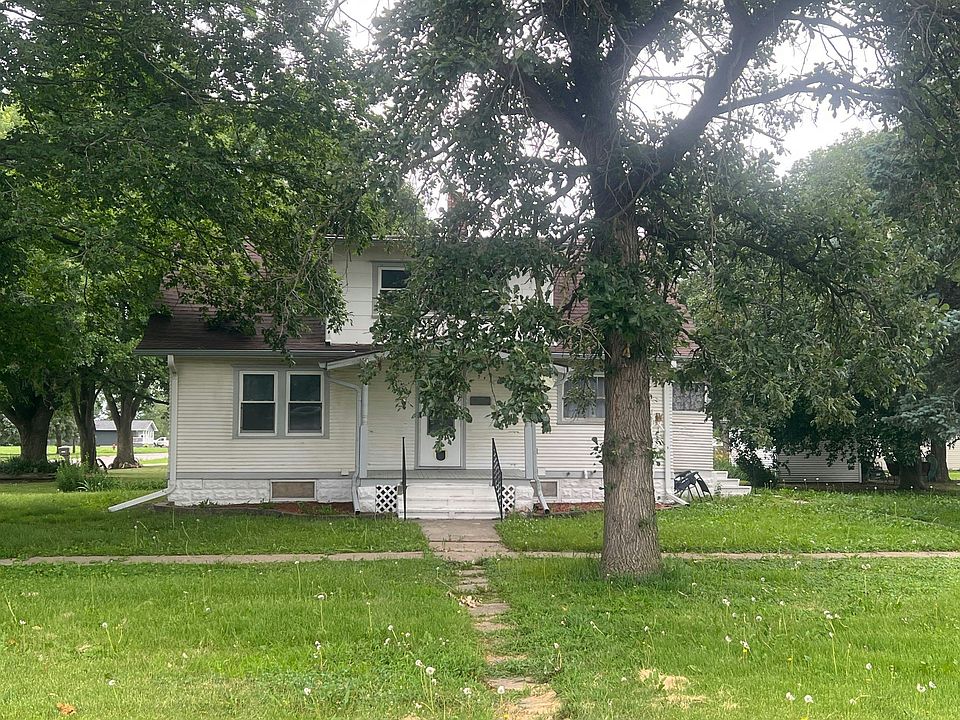1st image of 116 W D St