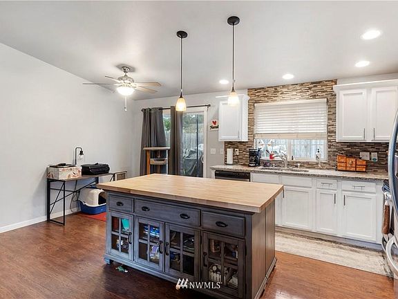 4th image of 13013 Prairie Cir E