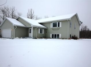 4055 Misty Morning Dr, Hermantown, MN 55811
