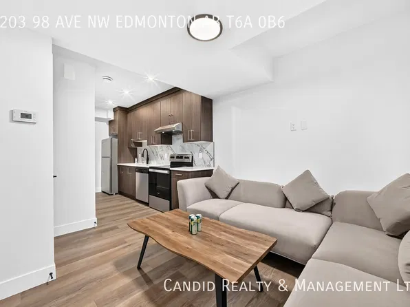 8203 98th Ave NW, Edmonton, AB T6A 0B6