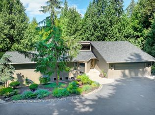 19622 SE 19th St, Sammamish, WA 98075