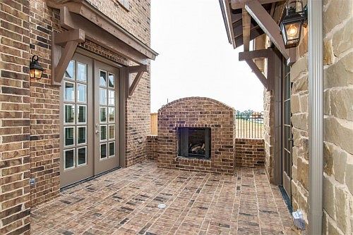 4th image of 15935 Barrow Cove Dr