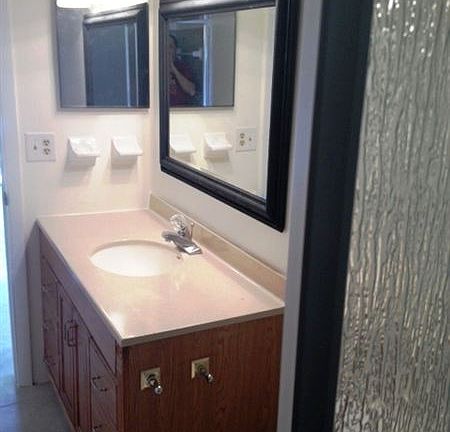 106 Master Bath Vanity