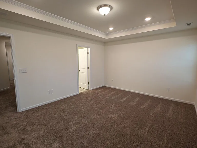2865 Aubrey St — Photo 8