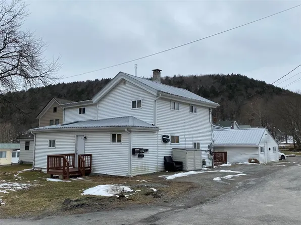 102 Mill St, Hancock, NY 13783