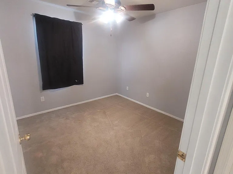 2739 W Silver Creek Ln — Photo 19