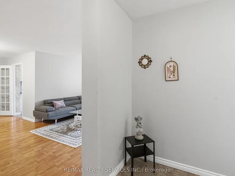 18 Knightsbridge Rd #304 — Photo 7