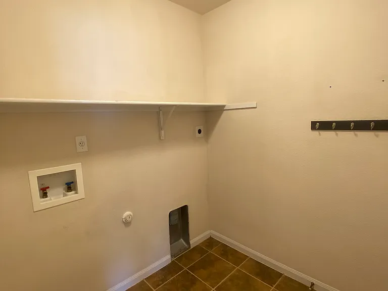 6004 Cobalt Ln — Photo 7