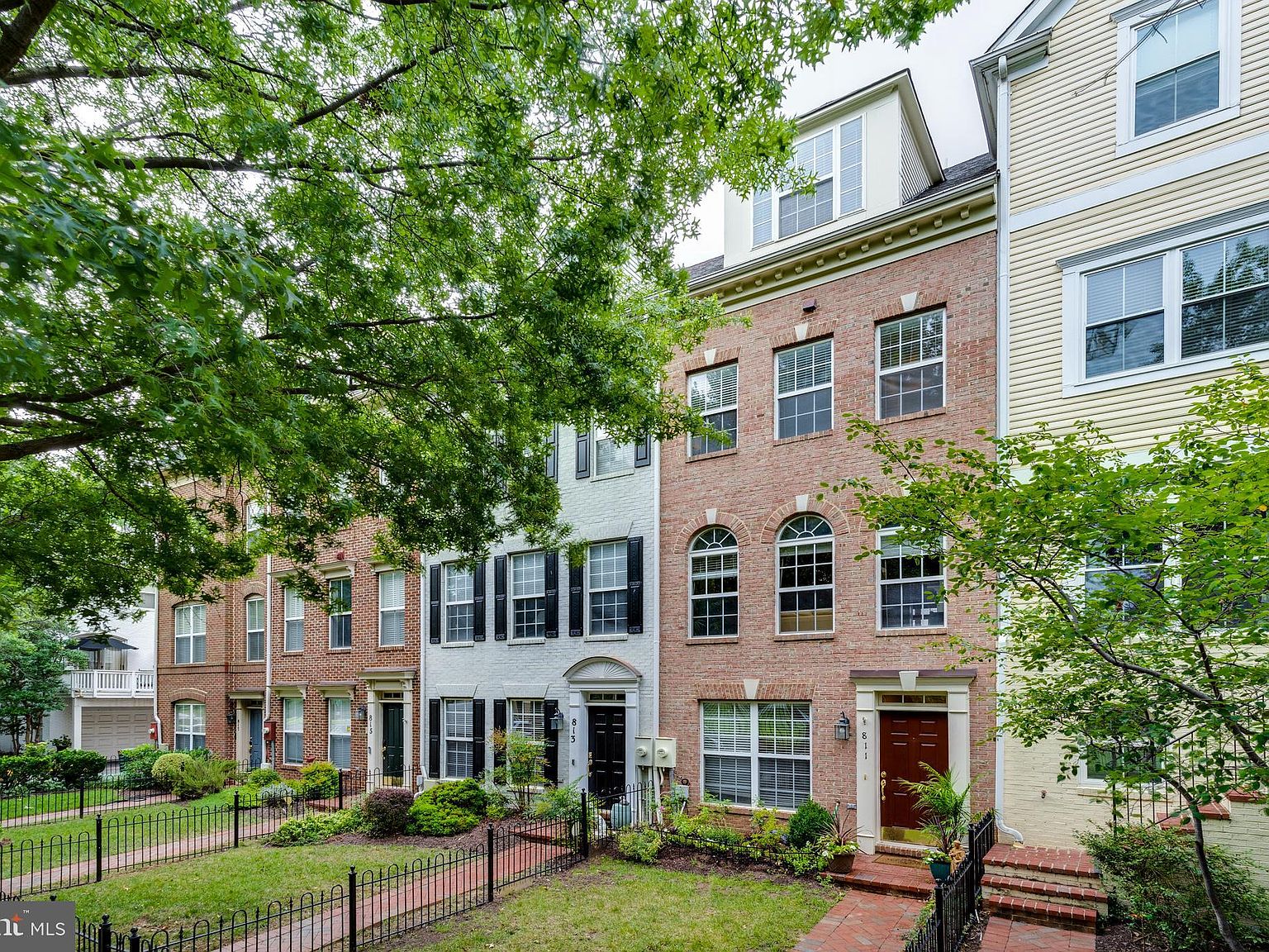 811 G St SW, Washington, DC 20024 | Zillow