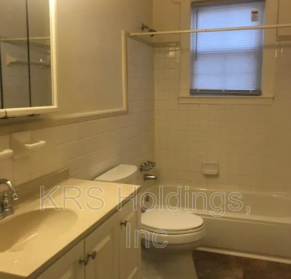 211 Maycox Ave #B — Photo 15
