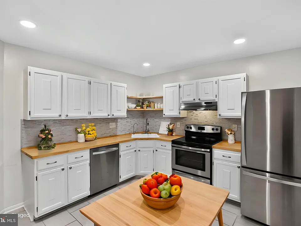 51 Oak Crest Ct