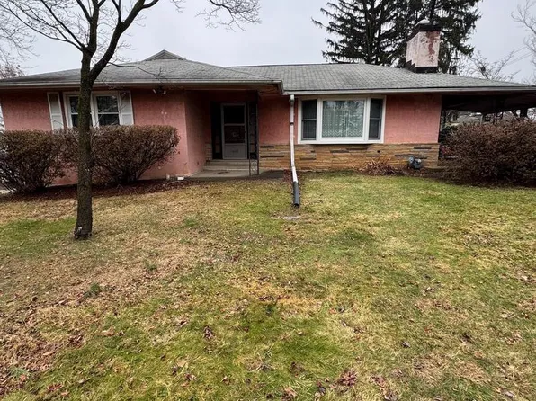 1429 County Line Rd, Huntingdon Valley, PA 19006