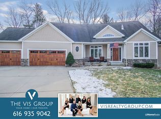 16132 Scenic Trl, Spring Lake, MI 49456