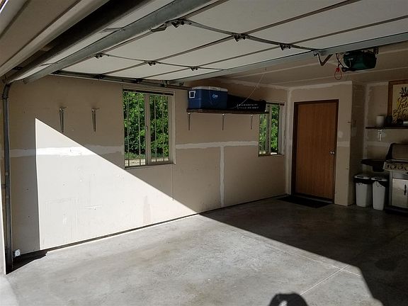 5th image of 3329 N Casaloma Dr APT 36