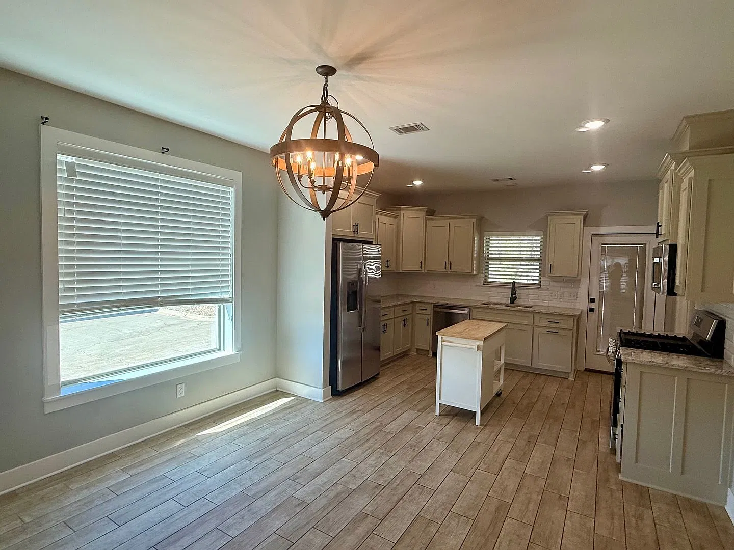 1100 Grand Teton — Photo 4