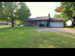 2212 Jamestown Ct, Joplin, MO 64804