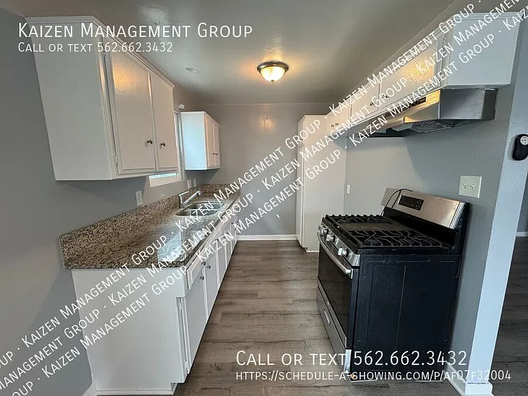 1862 Pine Ave #1 — Photo 7