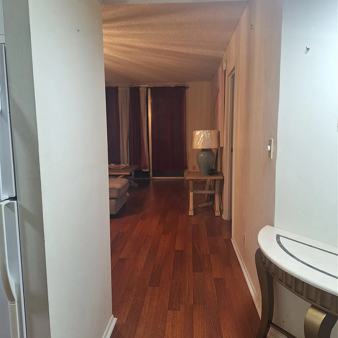 1 bed, 1.0 bath, 705 sqft, $1,295 — Photo 3