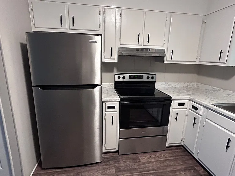 115 Cox Avenue — Photo 9