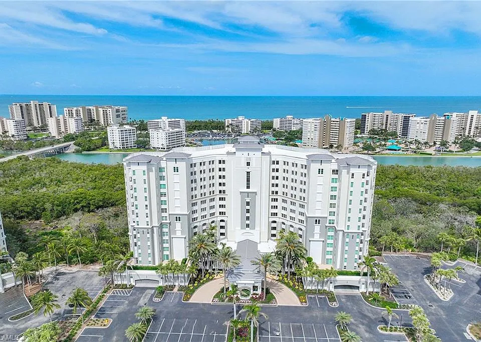 315 Dunes Blvd #801