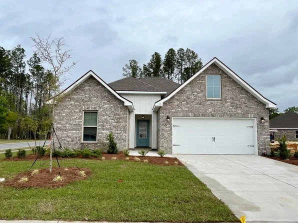 15 Apollo Ave E, Freeport, FL 32439