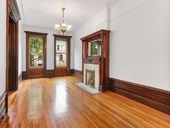 4th image of 443 W 162nd St #1