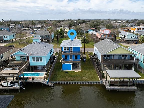 3rd image of 4017 Laguna Shores