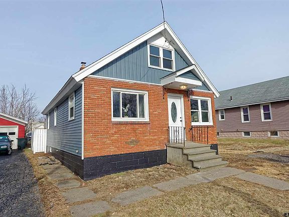 3rd image of 109 Kenosha St