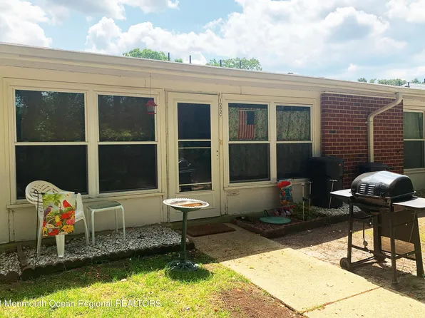 1033C Aberdeen Drive, Lakewood, NJ 08701