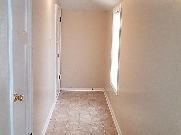 Mud room and entry