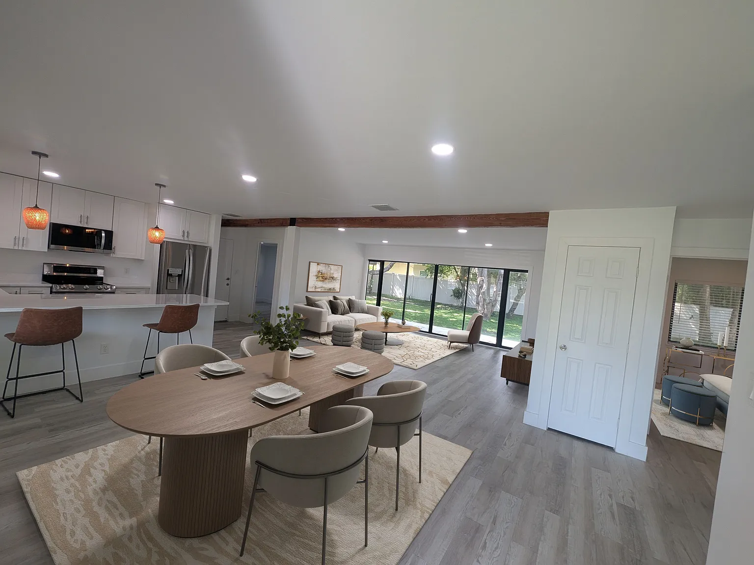 3 bed, 1460 sqft, $4,354 — Photo 1
