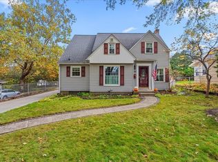 133 Hampshire Rd, Waterloo, IA 50701