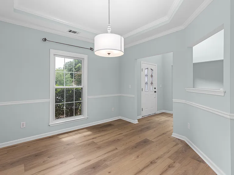 380 Belmont Chase Ct — Photo 8