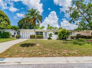 2902 Oxford Dr W, Bradenton, FL 34205
