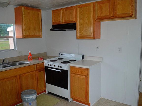 4th image of 102 Starling Dr