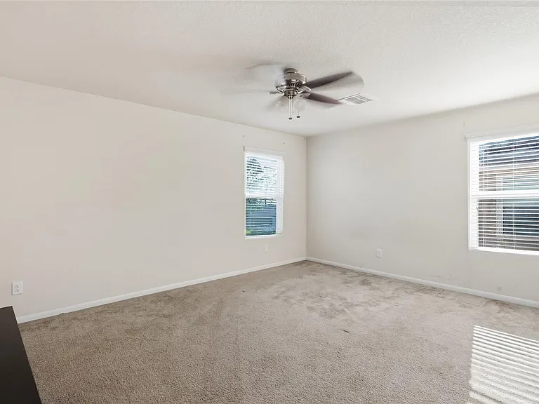 12530 Greencanyon Dr — Photo 30