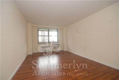 2nd image of 10420 Queens Blvd APT 7G