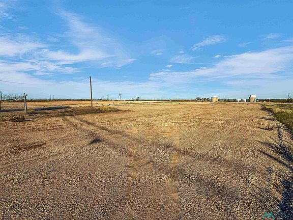 4th image of 6824 S State Highway 8