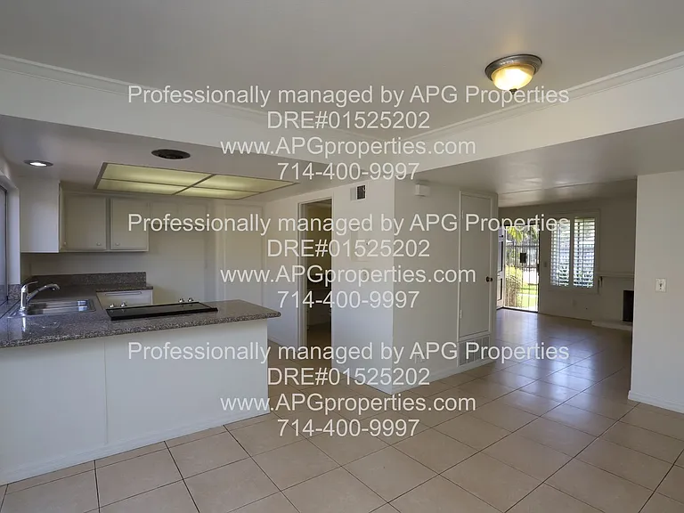 11959 Buckingham Cir — Photo 9